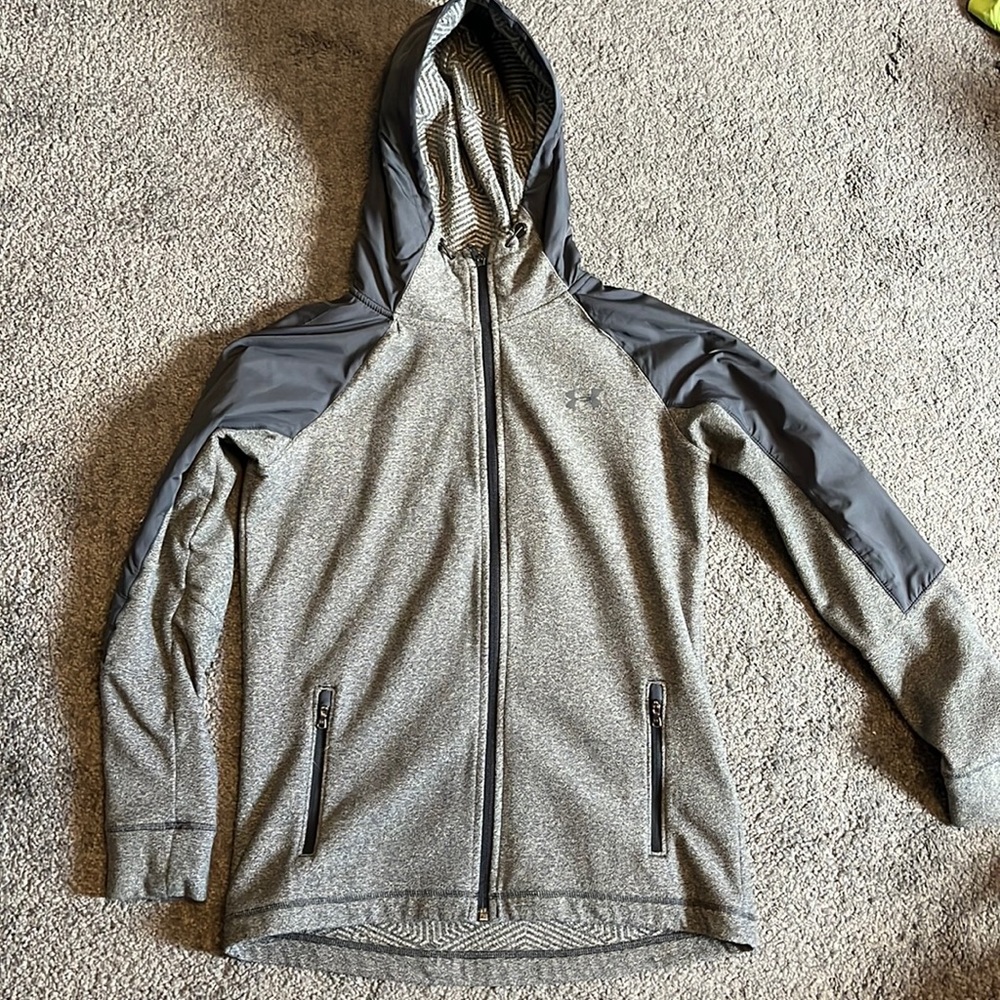 Under armour thermal zip up in grey